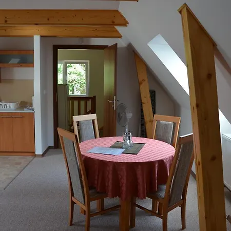 Domasov Apartamento *